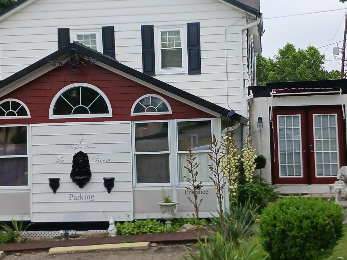 The Guest House At The Regina House Tea Room Moosic Exterior photo